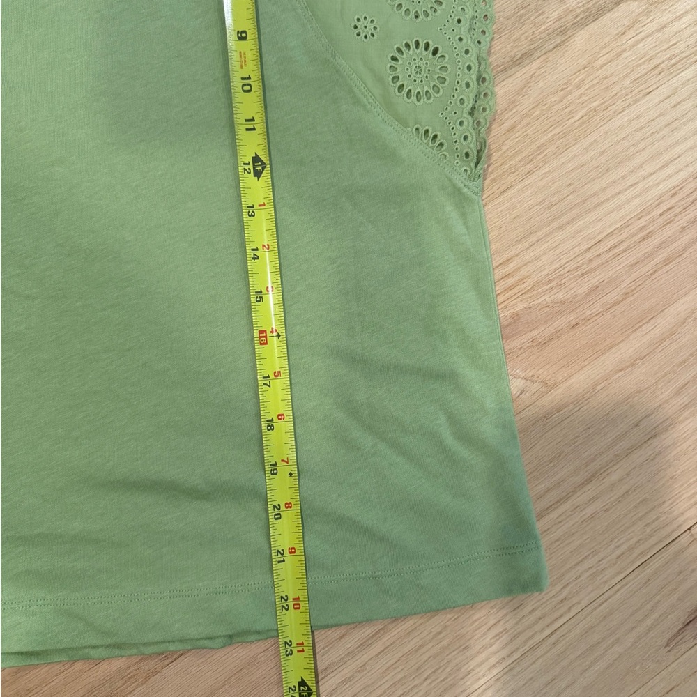 Old Navy Light Green Eyelet Flutter Sleeve Tee - Picture 9 of 11